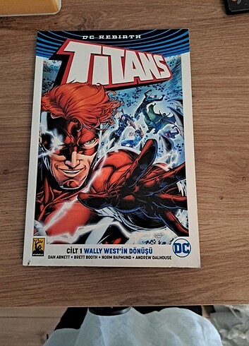 Dc titans wally westin dönüşü