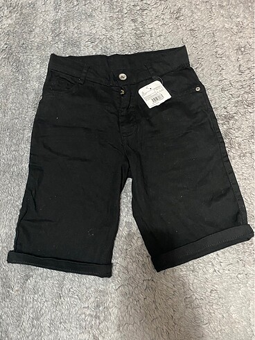 LC Waikiki Erkek çocuk jean şort