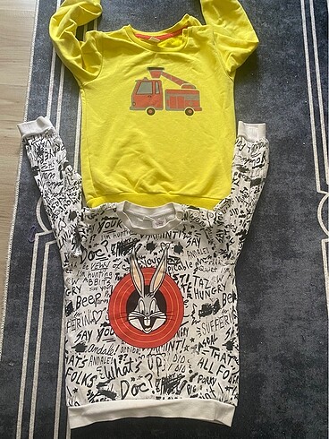 Erkek çocuk sweat iki adet