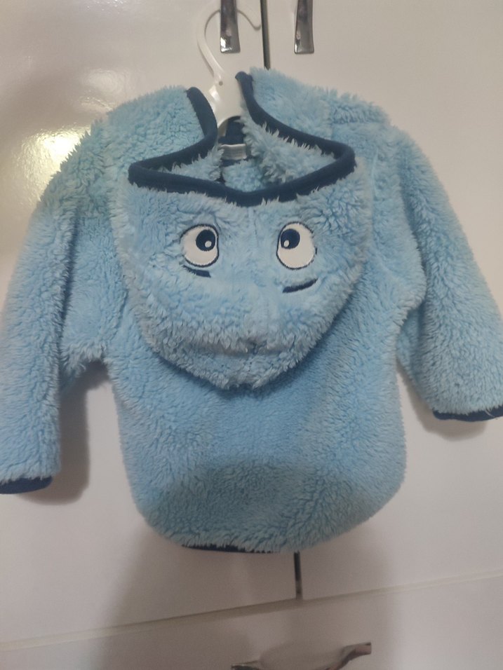 12 aylık Mavi Kapüşonlu Erkek Çocuk Peluş Mont - Görsel 3
