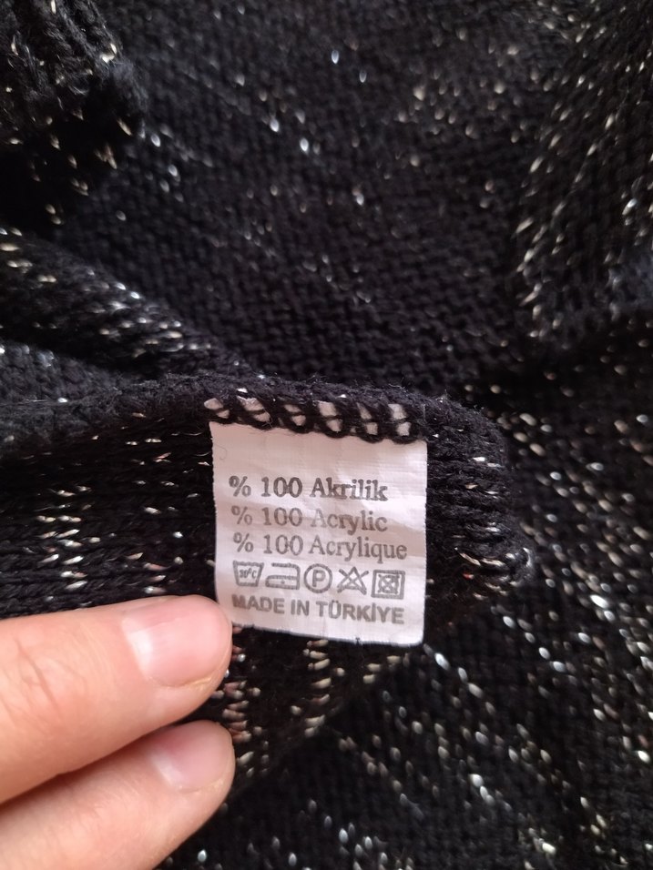 Siyah arka detaylı Kazak - Görsel 5