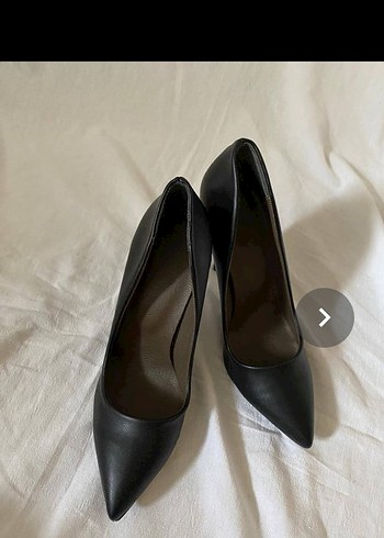 39 Beden Siyah Stiletto Topuklu Kadın Ayakkabı