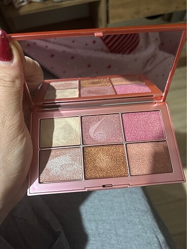 Nars orgasm aydınlatıcı paleti