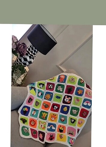 Örgü bebek battaniyesi