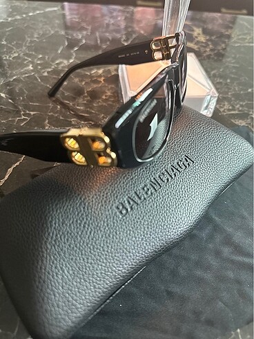Balenciaga gunes gozlugu