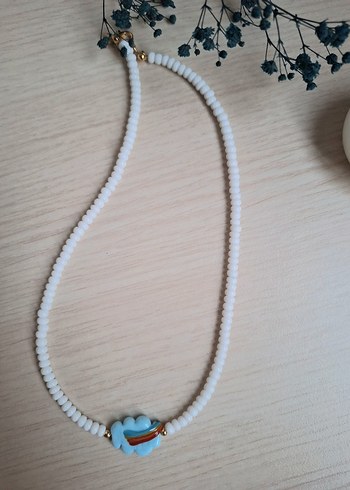 Kadın Beyaz Boncuklu Bulut Kolye