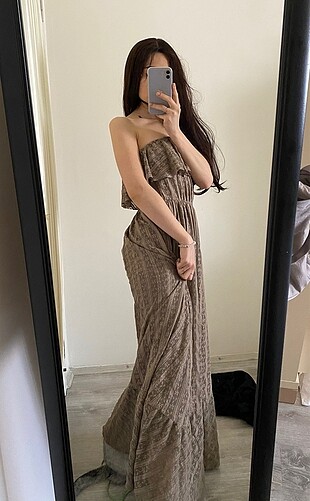 Bershka Straplez elbise