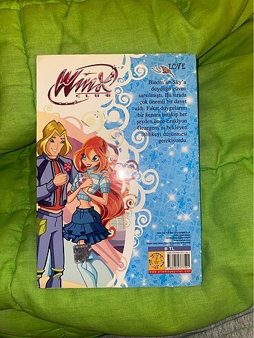  Beden Renk Winx Club - Bloom?un Balosu Kitabı