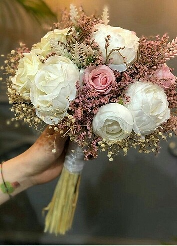 GELİN EL BUKETİ VE DAMAT ÇİÇEĞİ SETİ 