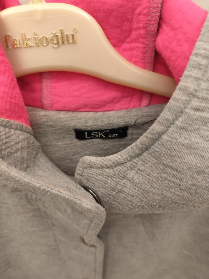 Gri Kapüşonlu Kız Çocuk Ceketi - Görsel 4