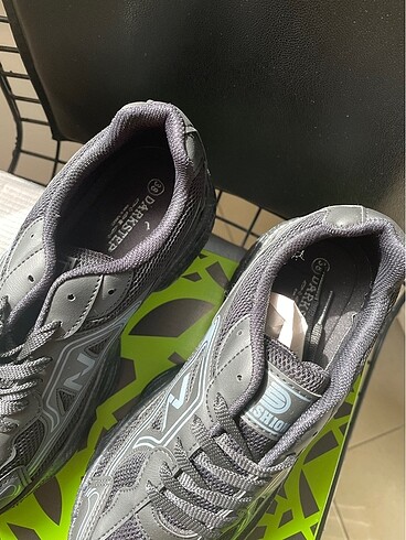 38 Beden Sneakers