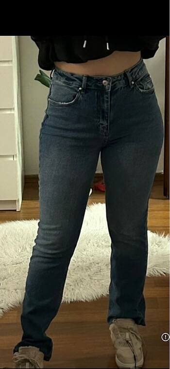 Milla straight fit jean
