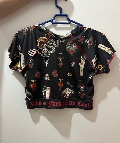 l Beden çeşitli Renk Baskılı Goth Crop