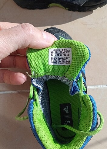 25 Beden çeşitli Renk Adidas Bot