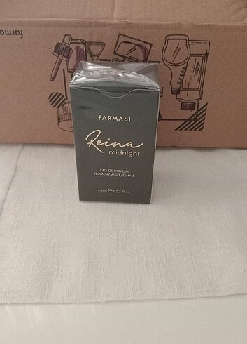 Reina parfüm 