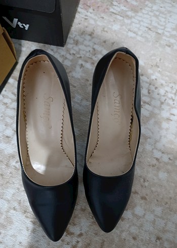Klasik Siyah Stiletto Kadın Ayakkabı