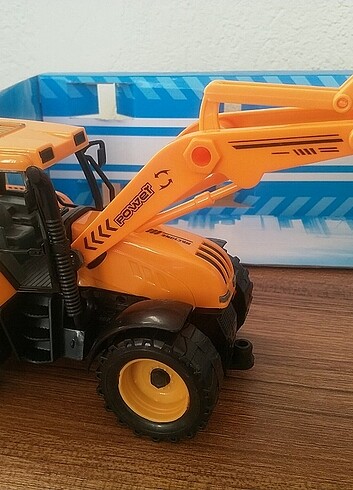 Beden Renk Oyuncak model traktör kepçe iş makinesi 25cm uzunluk kaliteli sa
