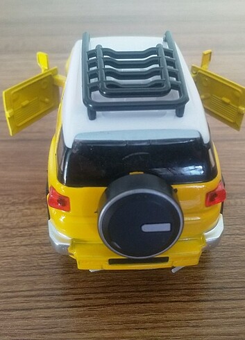 Diğer Metal model araba Jeep çek bırak özellik 12cm