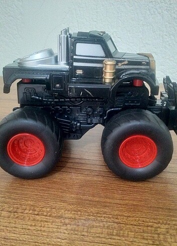 MODEL KAMYONET JEEP SÜRT BIRAK
