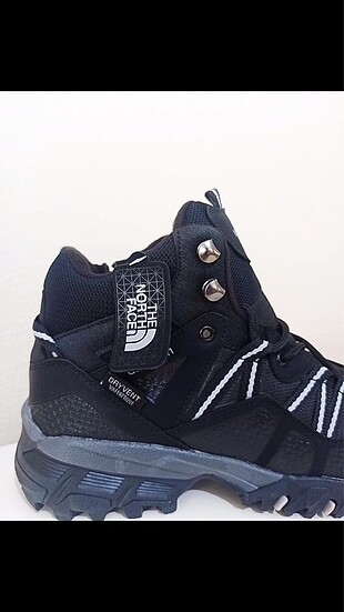42 Beden The North Face Su Geçirmez Bot