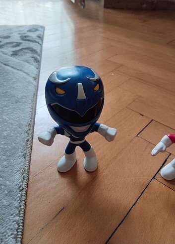  Beden Renk 3 adet power rangers oyuncak 