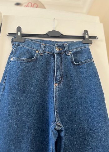 Kadın Mavi Bol Kesim Midi Kot Pantolon - Görsel 3