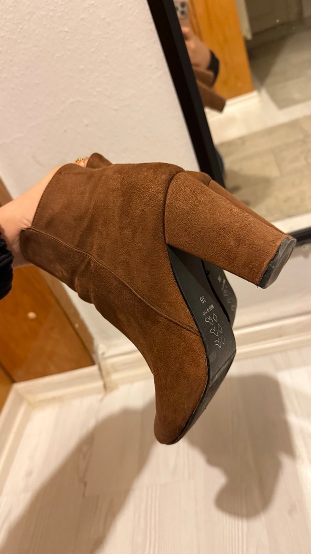 Kahverengi Süet Kadın Topuklu Bot - Görsel 3