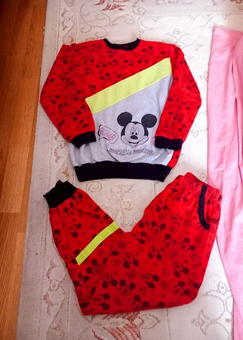 Mickey Mouse Pijama Takımı - Görsel 3