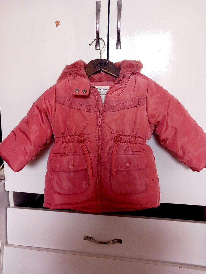 Kız Çocuk Pembe Kapüşonlu Düğmeli Mont - Görsel 4