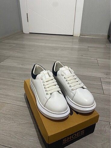 Alexander McQueen Spor ayakkabı
