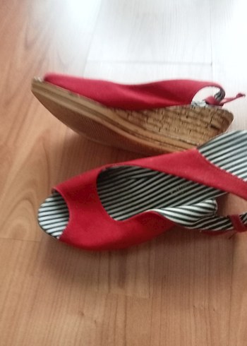 Kırmızı Kadın Dolgu Topuklu Ayakkabı - Görsel 5