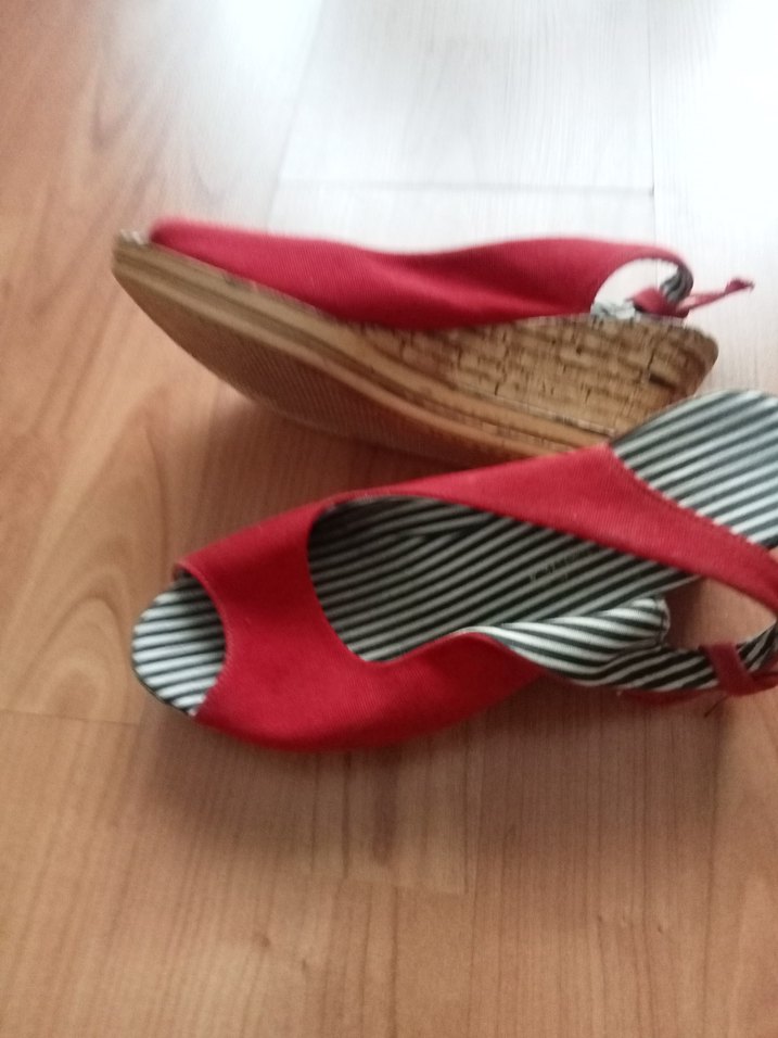 Kırmızı Kadın Dolgu Topuklu Ayakkabı - Görsel 5