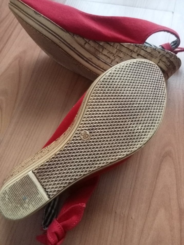 Kırmızı Kadın Dolgu Topuklu Ayakkabı - Görsel 4