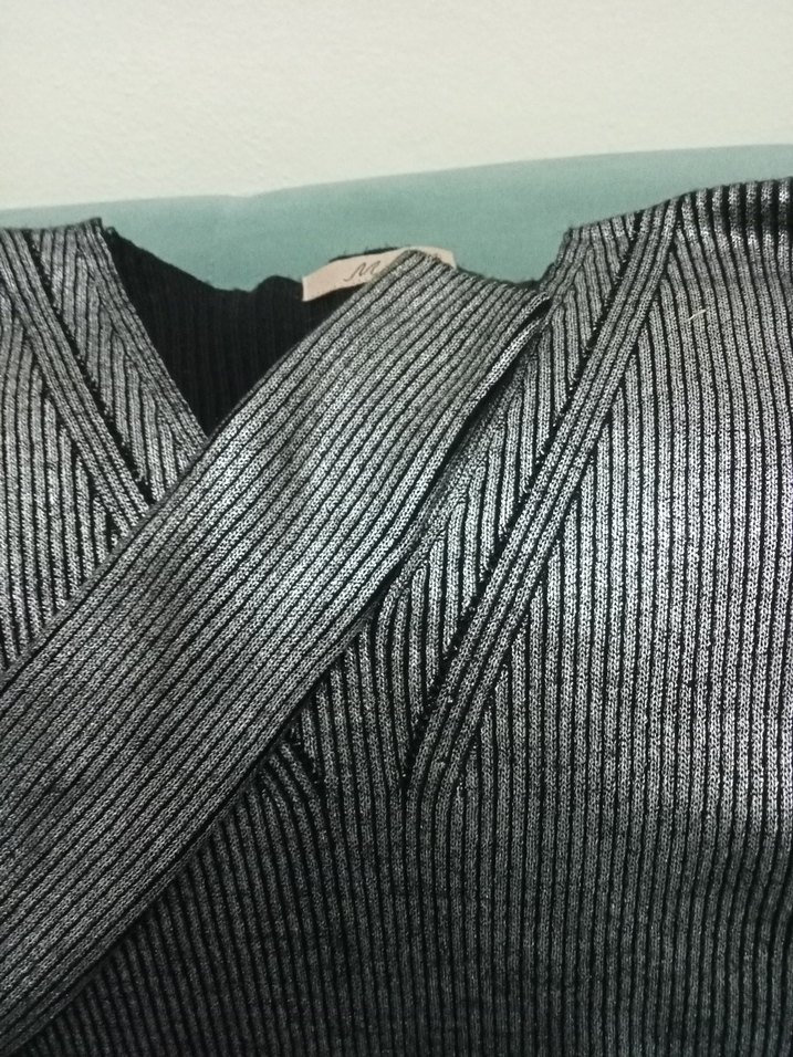 Uzun Kollu V Yaka Siyah Gri Kadın Kazak - Görsel 3