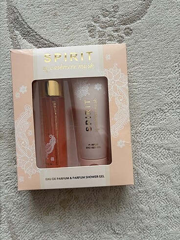 Spirit cashmere musk parfüm seti