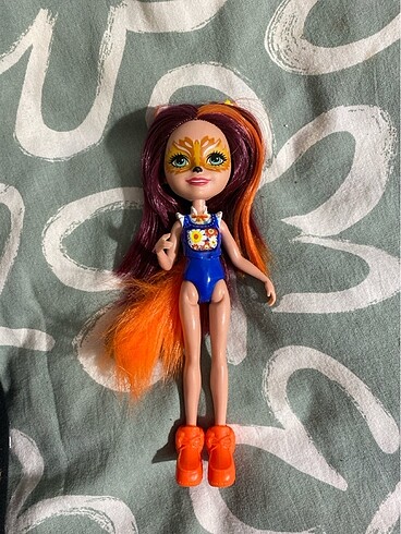 Barbie bebek