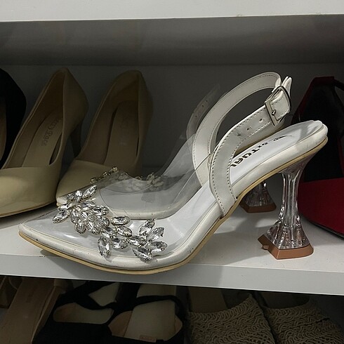 Beyaz stiletto - Görsel 2