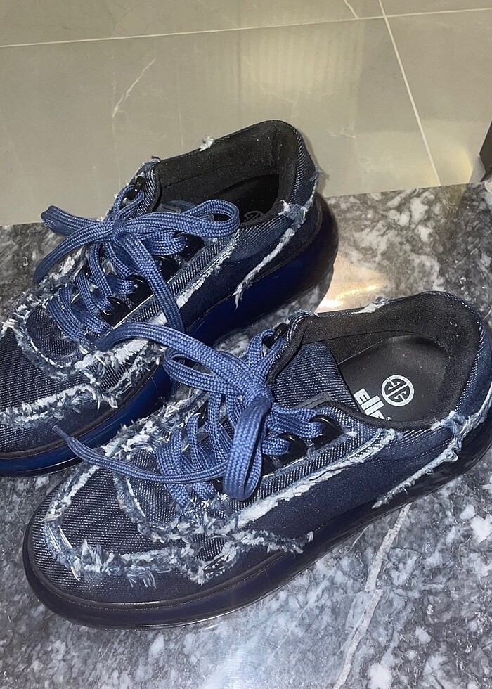 Elle kadın ayakkabı - Görsel 3