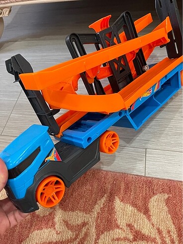 Hot wheels tır