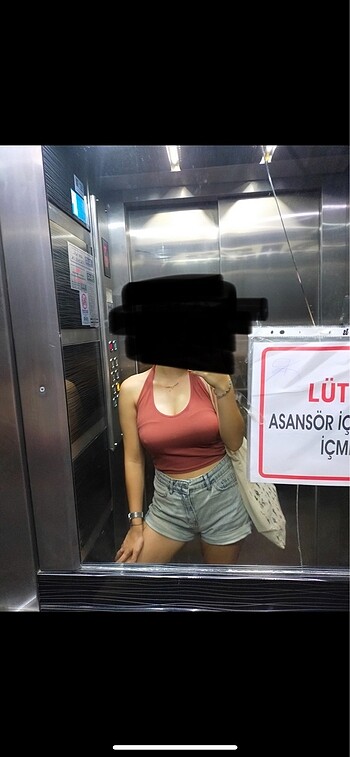 boyundan askılı bluz - Görsel 3