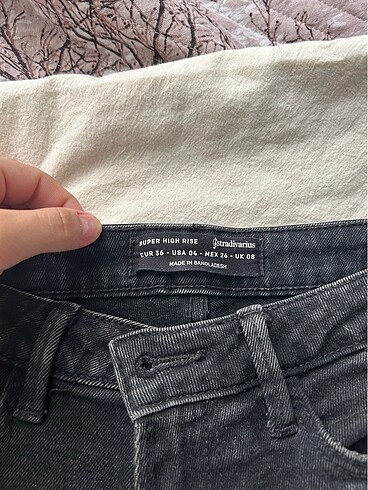 Stradivarius stradivarius kot şort