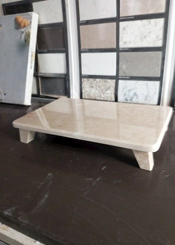  Beden Renk Bej Mermer Stand