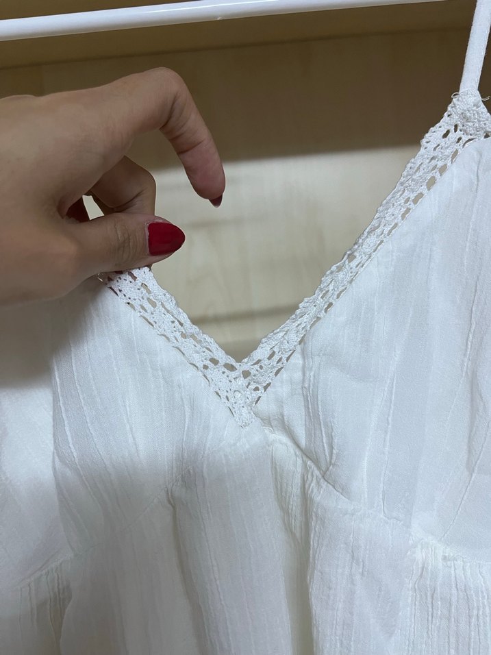 bershka askılı beyaz elbise - Görsel 2