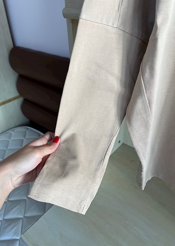 s Beden Nakışlı Düğmeli Bej Nakışlı Sweatshirt