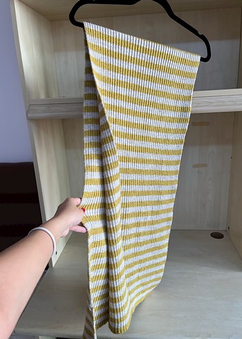 Zara sarı çizgili atkı