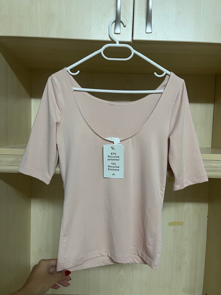 Bej Kadın Kısa Kollu Dar Kesim Tişört h&m bedene oturan - Görsel 4