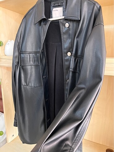 bershka deri gömlek ceket - Görsel 4