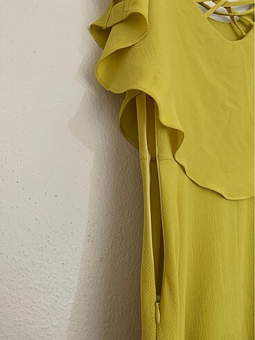 s Beden sarı Renk sırt ve kol detaylı kısa elbise