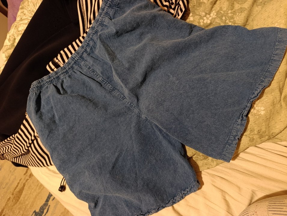 Kadın pamuklu keten karışımı şort - Görsel 5