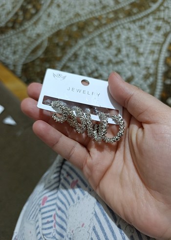 Gri Mini Boncuklu Kadın Küpeler - Görsel 2